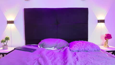 kiaraaqueen online show from 3, 3, 2025