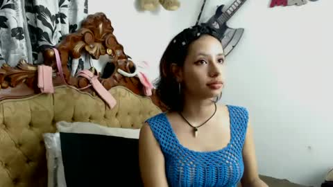 Snapshot of kiaralenon chatting on 2, 12, 2024 kiaralenon online show from 2, 12, 2024