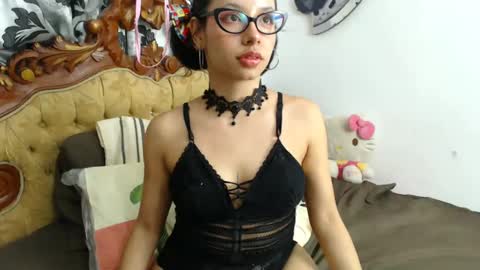 Snapshot of kiaralenon chatting on 6, 1, 2025 kiaralenon online show from 6, 1, 2025