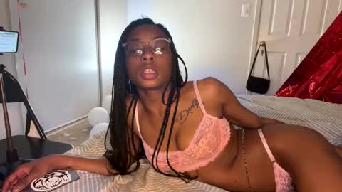 HunneysPlayRoom online show from 15, 2, 2026