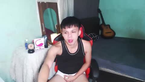 Snapshot of kiel_asianboy chatting on 24, 5, 2026 EJ online show from 24, 5, 2026