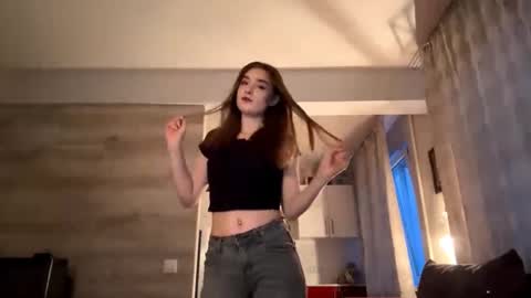 Ola my name is Lissa  Lets hit 10 Thumbs Up together   online show from 17, 2, 2026