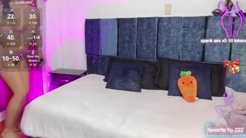 Snapshot of kiimowens chatting on 5, 12, 2025 kiimowens online show from 5, 12, 2025