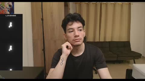 Snapshot of kikeruiz_19 chatting on 22, 11, 2025 kikeruiz 19 online show from 22, 11, 2025