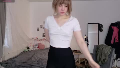 Snapshot of kikimoor chatting on 30, 5, 2026 Kiki online show from 30, 5, 2026