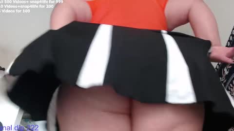 Snapshot of kikiplumpass chatting on 18, 9, 2025 Kiki online show from 18, 9, 2025