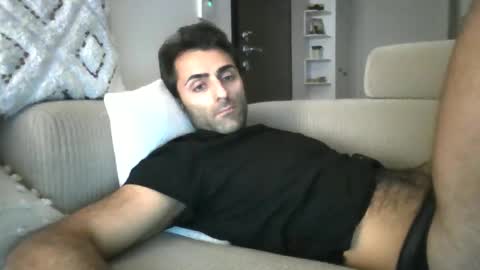 kikkus01 online show from 11, 11, 2025