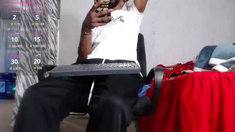 Snapshot of kilian_xx chatting on 4, 12, 2025 Kilian xxx online show from 4, 12, 2025