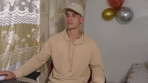 Snapshot of kilyan_ chatting on 23, 10, 2025 jahn online show from 23, 10, 2025