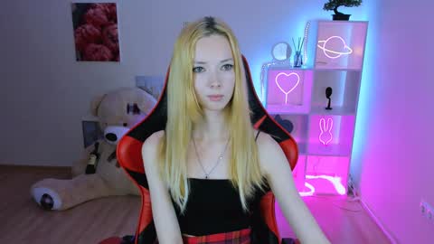 kim_boyd online show from 30, 1, 2025