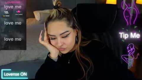 Kim online show from 19, 10, 2025