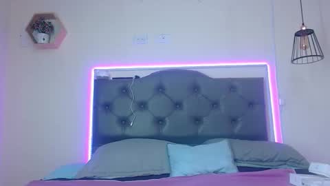 Kim online show from 10, 11, 2025