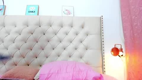 kim_eli online show from 31, 12, 2024