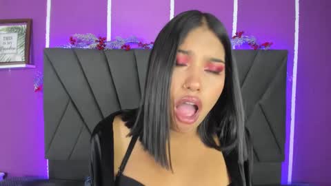 kim  online show from 8, 2, 2025
