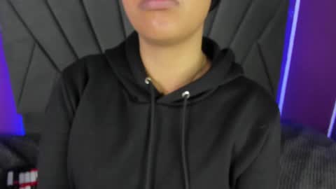 kim  online show from 12, 3, 2025