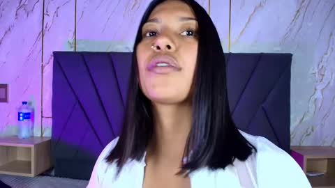 kim  online show from 9, 10, 2025