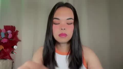 KYLIE online show from 25, 11, 2025