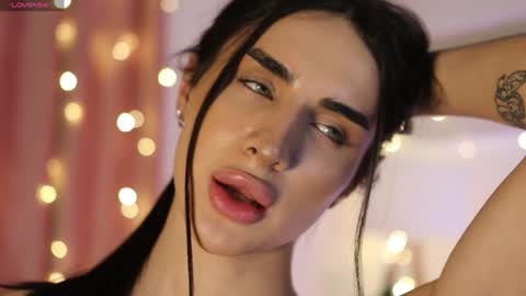 Kim Oberlin online show from 5, 1, 2025