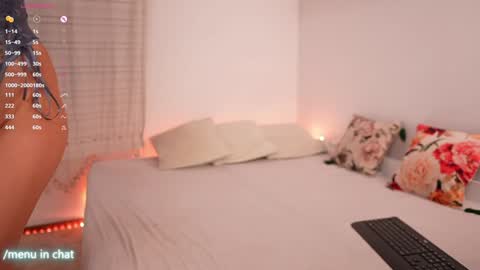 Kim online show from 7, 11, 2025