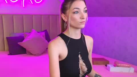 kimberlly_smith online show from 1, 7, 2026