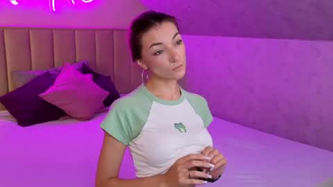 kimberlly_smith online show from 5, 7, 2026