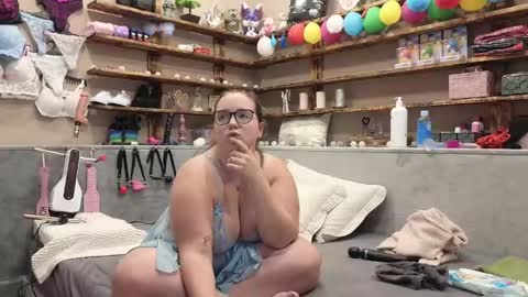 kimberlycaprice online show from 14, 2, 2025