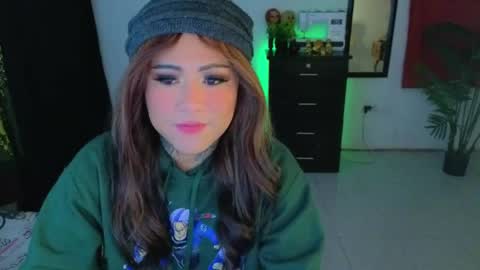 Snapshot of kimberlygati2 chatting on 25, 10, 2025 Kimberly Polizzi online show from 25, 10, 2025