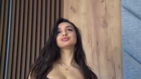 Kimberly online show from 8, 4, 2026