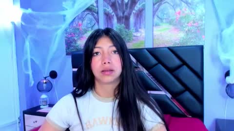 Snapshot of kimberlyvillalobos chatting on 20, 10, 2025 Kimberly Villalobos online show from 20, 10, 2025