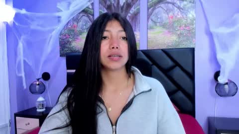 Snapshot of kimberlyvillalobos chatting on 30, 10, 2025 Kimberly Villalobos online show from 30, 10, 2025