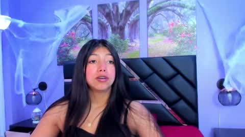 Snapshot of kimberlyvillalobos chatting on 6, 11, 2025 Kimberly Villalobos online show from 6, 11, 2025