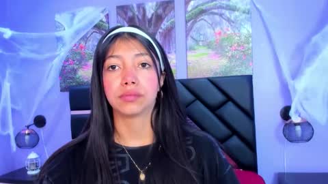 Snapshot of kimberlyvillalobos chatting on 7, 11, 2025 Kimberly Villalobos online show from 7, 11, 2025