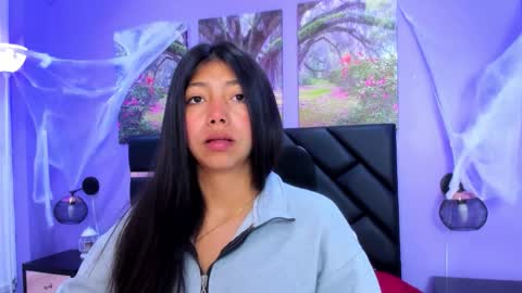 Snapshot of kimberlyvillalobos chatting on 10, 11, 2025 Kimberly Villalobos online show from 10, 11, 2025