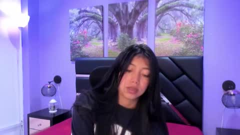 Snapshot of kimberlyvillalobos chatting on 19, 11, 2025 Kimberly Villalobos online show from 19, 11, 2025