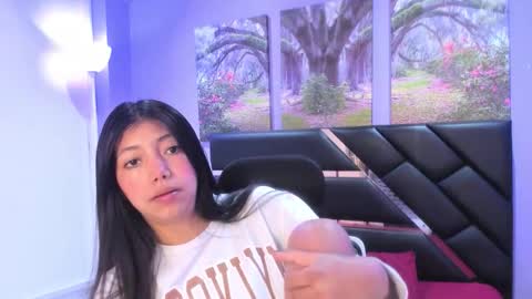 Snapshot of kimberlyvillalobos chatting on 24, 11, 2025 Kimberly Villalobos online show from 24, 11, 2025