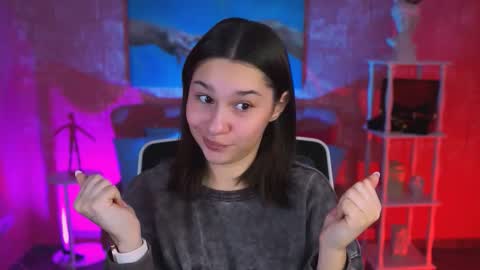 kimclarks online show from 7, 11, 2025