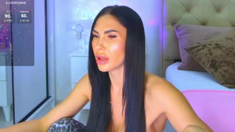 Snapshot of kimdavisbaby chatting on 25, 5, 2026 KIm online show from 25, 5, 2026