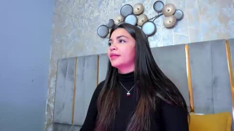 Snapshot of kimdevinne chatting on 23, 11, 2025 KIM online show from 23, 11, 2025