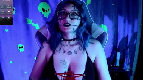   online show from 2, 12, 2025