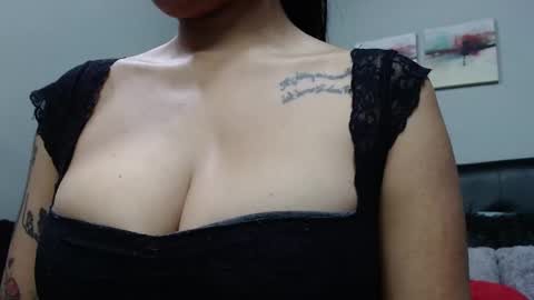 Snapshot of kimlips_ac chatting on 21, 1, 2025 kim online show from 21, 1, 2025