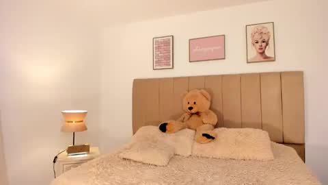 Snapshot of kimm_khalifa chatting on 26, 2, 2025 Kim online show from 26, 2, 2025