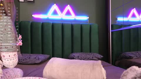 Snapshot of kimmie_ chatting on 17, 12, 2024 Kimmie online show from 17, 12, 2024