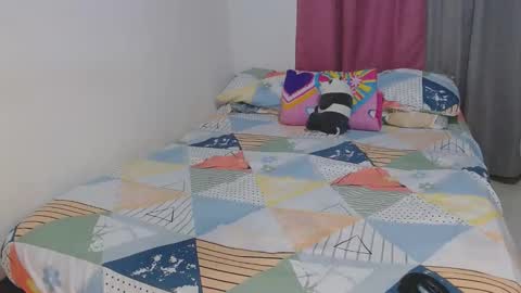 Snapshot of kimmy94192 chatting on 23, 1, 2025 kimmy94192 online show from 23, 1, 2025