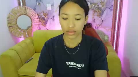 Snapshot of kimmy_m_ chatting on 9, 6, 2026 kimmy_m_ online show from 9, 6, 2026