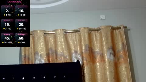 Snapshot of kimsmile_001 chatting on 4, 1, 2025 Kim online show from 4, 1, 2025