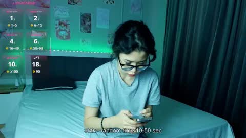 Snapshot of kimy_jina chatting on 18, 12, 2025 Kimi online show from 18, 12, 2025