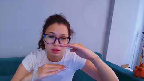 Snapshot of kimy_jina chatting on 18, 7, 2026 Kimi online show from 18, 7, 2026