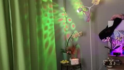 kina_ka online show from 8, 11, 2025