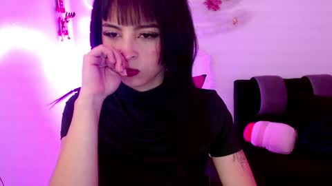 Snapshot of kind_scarlett chatting on 6, 1, 2025 Kind Scarlett online show from 6, 1, 2025