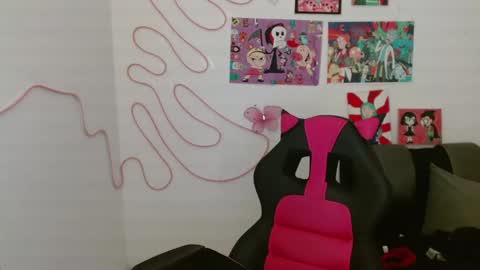 Snapshot of kind_scarlett chatting on 9, 3, 2025 Kind Scarlett online show from 9, 3, 2025